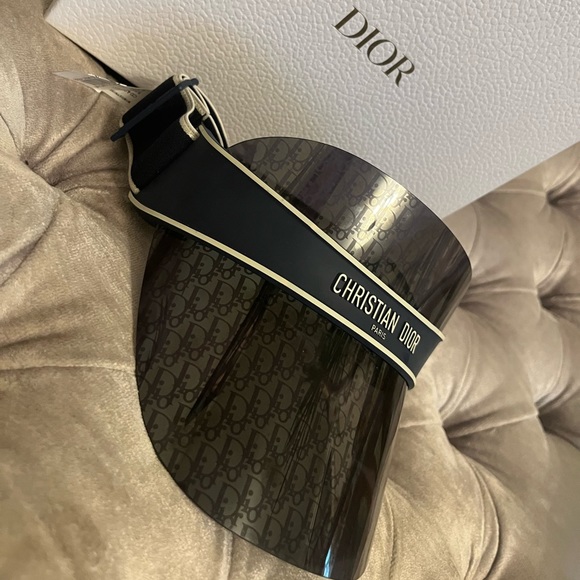 Authentic Dior Visor - Picture 1 of 8